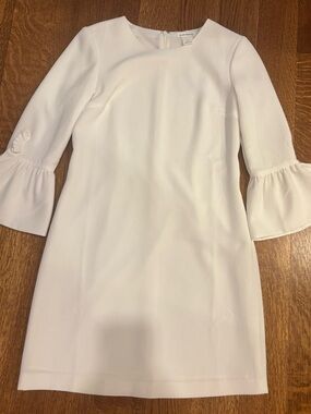 Club Monaco White Crewneck Shift Dress with Textured Fabric 4